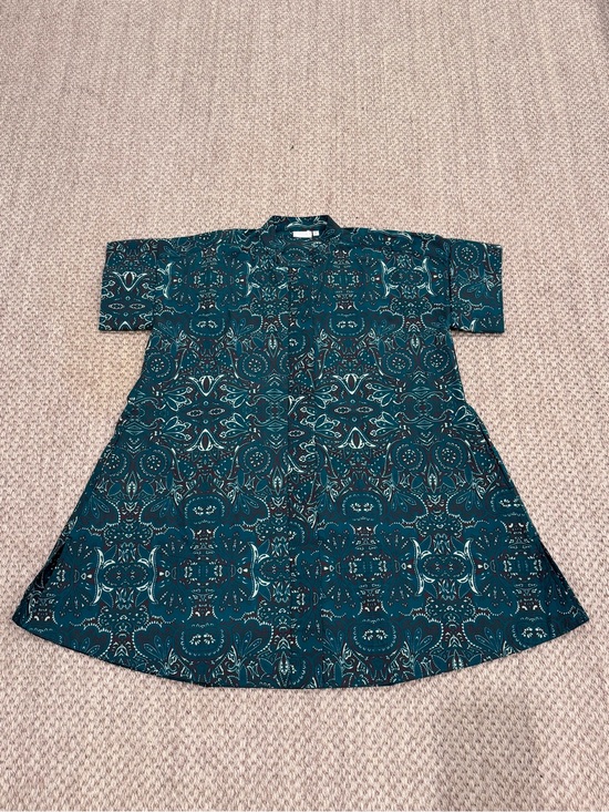 Julia Amory Dresses & Skirts - Julia Amory Printed Short-Sleeve Shift Dress Like New